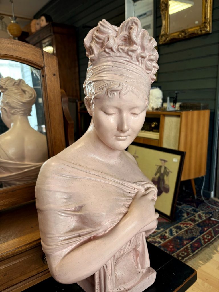 Ruffec Brocante Vintage Decorative Bust