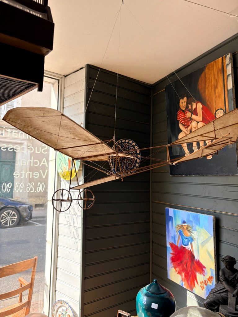 Ruffec Brocante Vintage Model Airplane
