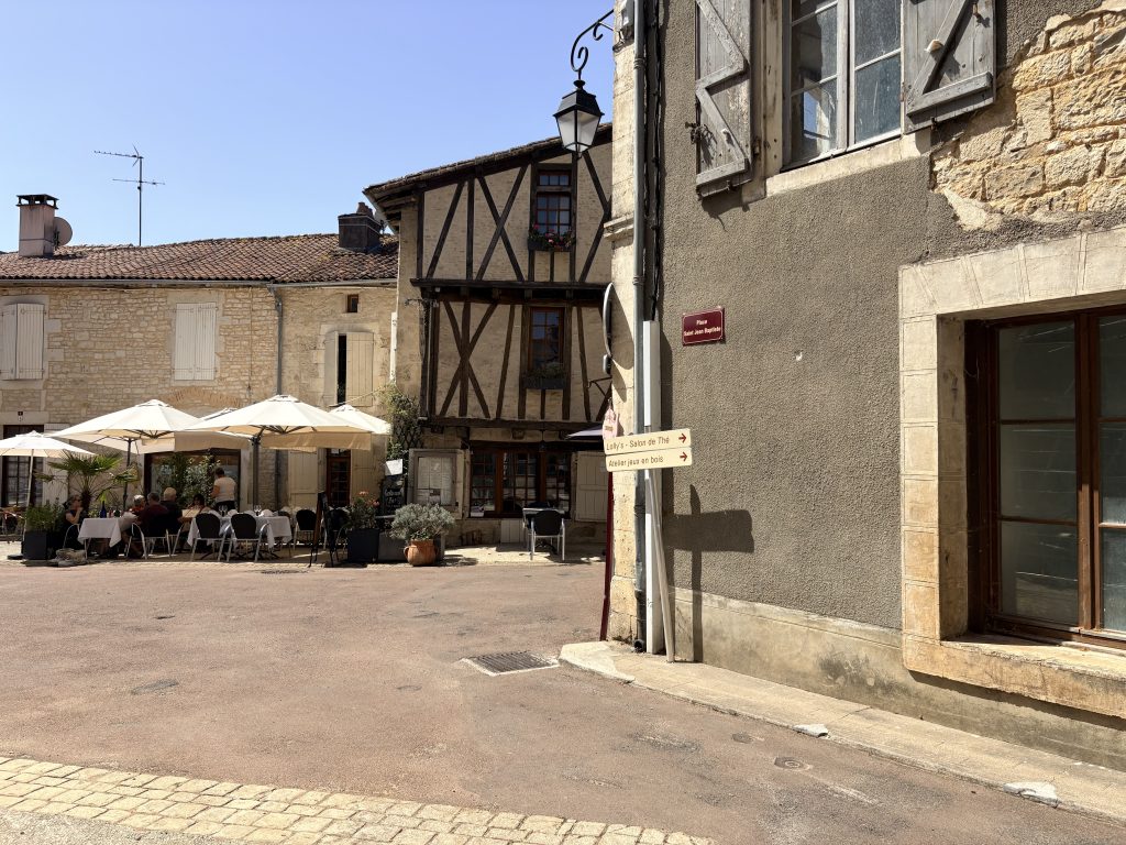 Auberge de Saint Jean Nanteuil en Vallée
